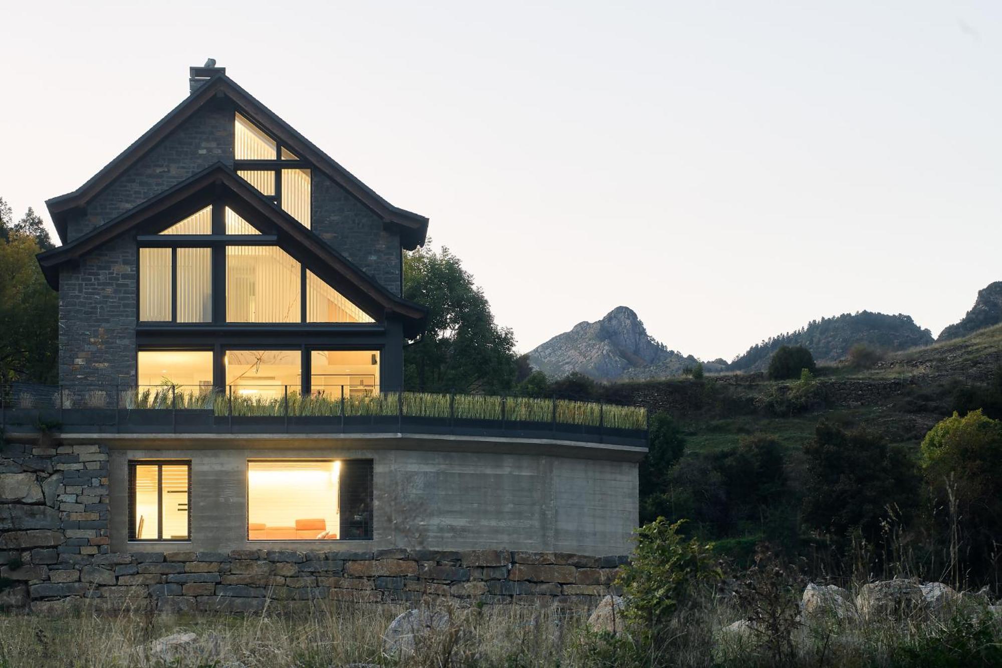 Casa De La Paz En El Valle De Tena Sandiniés Exterior photo